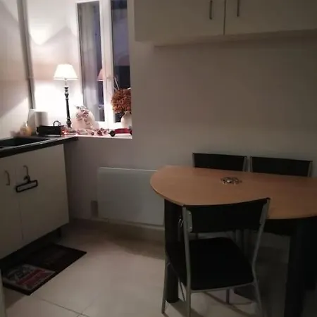 Le Petit Penitent Quartier Dore アパート