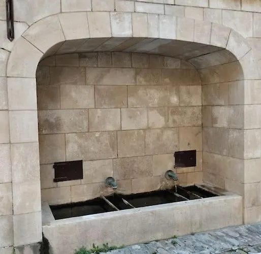 Le Petit Penitent Quartier Dore * Marvejols